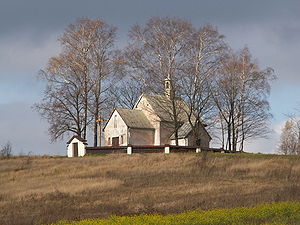 Kelces apriņķa skats - baznīca Kostomlotos