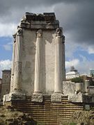 Interior del templo