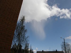 Rain evaporating before reaching the ground (virga)