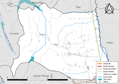 Carte en couleur présentant le réseau hydrographique de la commune