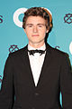 Callan McAuliffe interpreta Alden