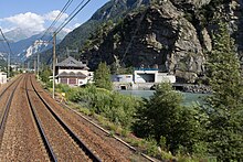 Vue de la centrale hydraulique de Bissorte depuis la Ligne de Culoz à Modane (frontière)