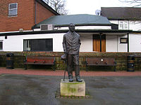 Standbeeld voor St Arthur Conan Doyle op Cloke's Corner