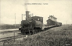 Train en gare d'Ivry-le-Temple.