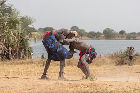 Mundari men wrestlling, by Poco a poco