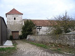 Colombier-porche de Choisy-aux-Bœufs.