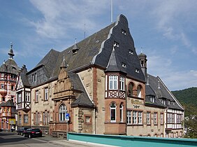 Stadtteil Traben: Postamt und Lorettahaus