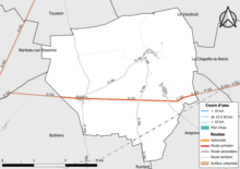 Carte en couleur présentant le réseau hydrographique de la commune