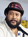 Cooper Andrews interpreta Jerry