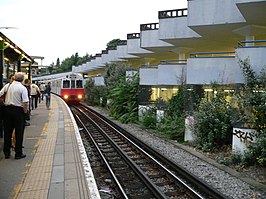 Station Gunnersbury