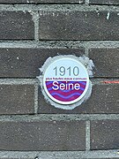 Dans le quartier de Javel, rue des Cévennes.