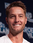 Justin Hartley interprète Kevin Pearson.