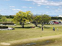 河川敷の公園、美矢井橋河川緑地（岡崎市上青野町、高橋町）