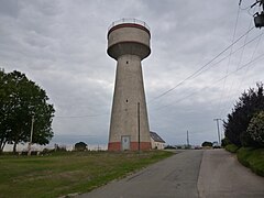 Le château d'eau de la commune.