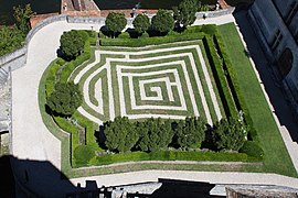 Le labyrinthe des jardins du château.