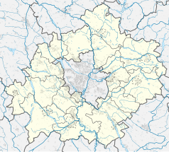 Mapa konturowa powiatu poznańskiego, po prawej nieco u góry znajduje się punkt z opisem „Pobiedziska”