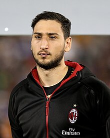 Gianluigi Donnarumma (31895135436).jpg