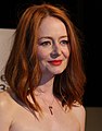 Miranda Otto interpreta Alison Carr.