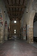 Interno della chiesa di San Salvatore a Canzano.