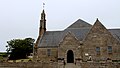 L'église paroissiale Saint-Pol-Aurélien : vue extérieure d'ensemble.