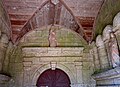 Église paroissiale Saint-Pierre : vue intérieure du porche méridional.