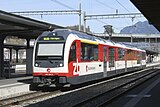 Automotor elèctric modern del Zentralbahn suís amb accionament separat. Té dos bogis motrius per adhesió, i altres dos bogis motrius diferents per cremallera.