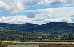 Şehir ve madenlerin görünümü