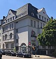 Wohnhaus mit Ladenlokal