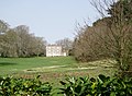 Le château de Rohello sur la rive gauche de la ria d'Auray en 2021.