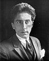 Jean Cocteau, scriitor, pictor, dramaturg, poet și cineast francez