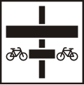 H-111 Priority for cyclists crossing the road