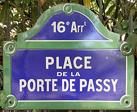 Voir la plaque.