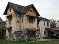 A French-style Arts and Crafts house in Vientiane