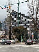 März: Neues Hochhaus in Tirana