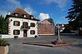 Croix de carrefour de Saint-Jean-le-Vieux