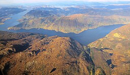 Södra delen av ön Osterøy, omgiven av Sørfjorden.