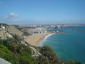 Safi – Blick über Strand, Hafen und Stadt