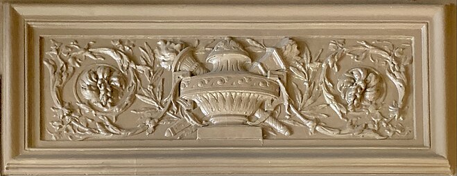 Neo-Louis XVI style panel with rinceaux and an urn in the Nicolae T. Filitti/Nae Filitis House (Calea Dorobanților no. 18), Bucharest, by Ernest Doneaud, c.1910[23]