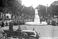 Enthüllung des Mainzer Befreiungsdenkmals. Im Wagen stehend: Reichspräsident von Hindenburg