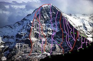 de 1970 à 1988 : 7= Directe du pilier ouest 8= Voie tchèque 9= Voie tchèque II 10= Les Portes du Chaos 11= Westgrat (direct, 30 juillet 1980), 12= Nordverschneidung 13= Voie Knez 14= Voie Ochsner-Brunner 15= Directissime idéale 16= Spit verdonesque édenté 17= Directissime Piola-Ghilini 18= Hiebeler-Gedächtnisweg 19= Voie slovène 20= Eigersanction 21= Gelber Engel 22= Löcherspiel