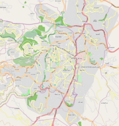 Mapa konturowa Jerozolimy, blisko centrum na prawo znajduje się punkt z opisem „Bazylika Grobu Świętego”