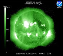 気象衛星GOES 15によってX線波長帯で撮影