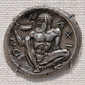 Silénos držiaci kantaros, tetradrachma z Naxosu na Sicílii, 461 – 450 pred Kr.