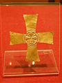 Croix pectorale lombarde, embossage sur feuille d'or (VIIe ou VIIIe siècle)