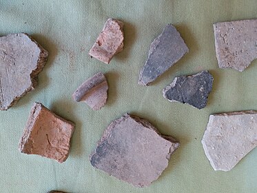 Pottery recovered from Tell es-Sakan