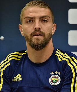 Erkin in augustus 2015 met Fenerbahçe SK.