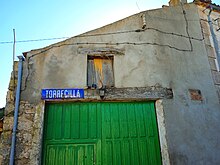 Señal de entrada a Torrecilla desde La Nava