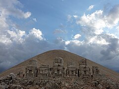 Núi Nemrut