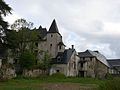 Château de Légugnon communs, pigeonnier, chapelle, enclos, allée, portail, logis