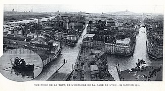 Vue prise de la tour de l'horloge de la gare de Lyon - 29 janvier 1910.